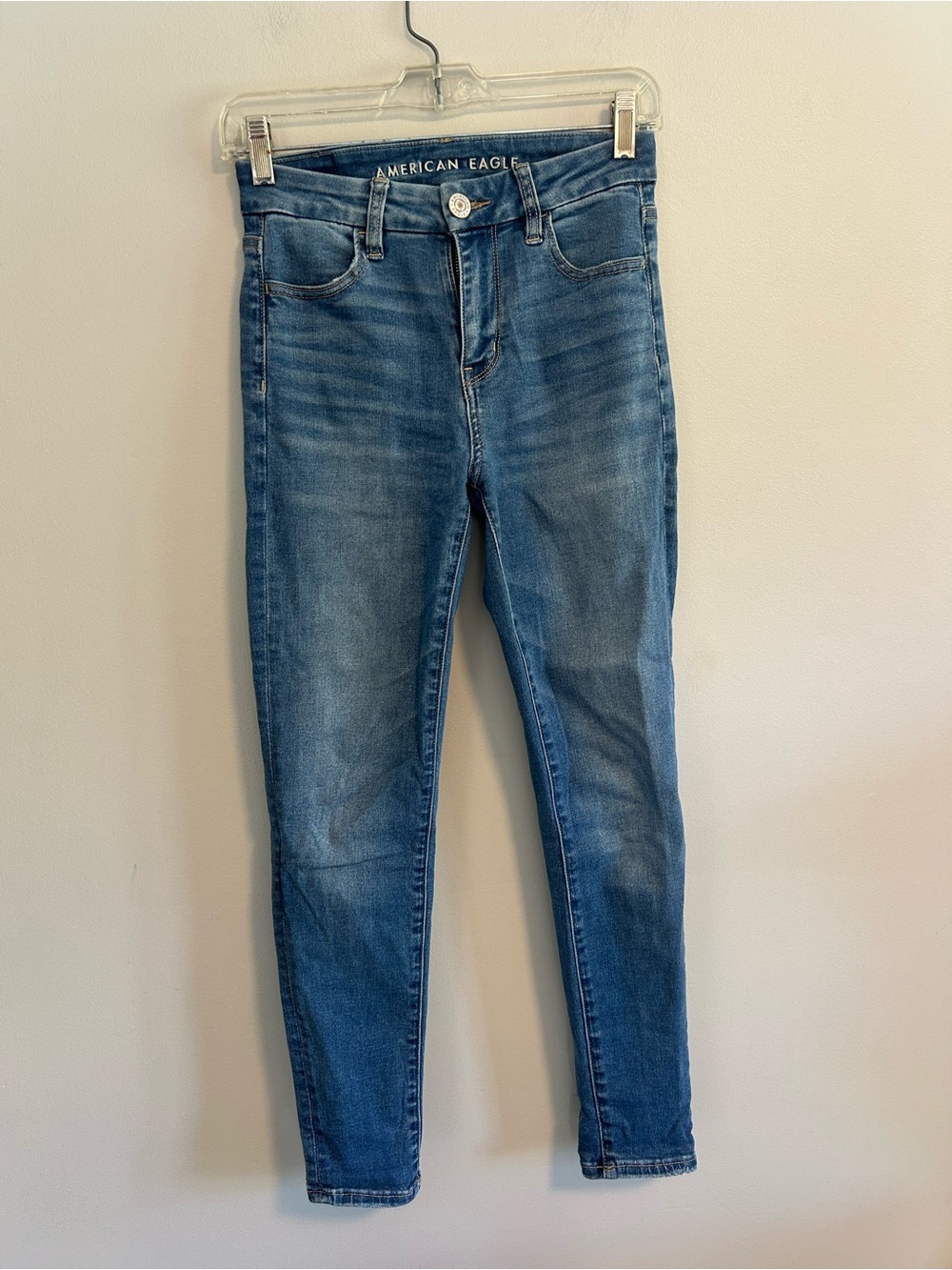 American Eagle Outfitters 0 SHORT Medium wash curvy High-Rise Skinny Jeans